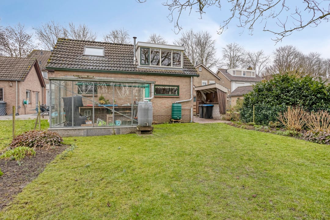 Photo 43 of Amalia van Solmsstraat 51