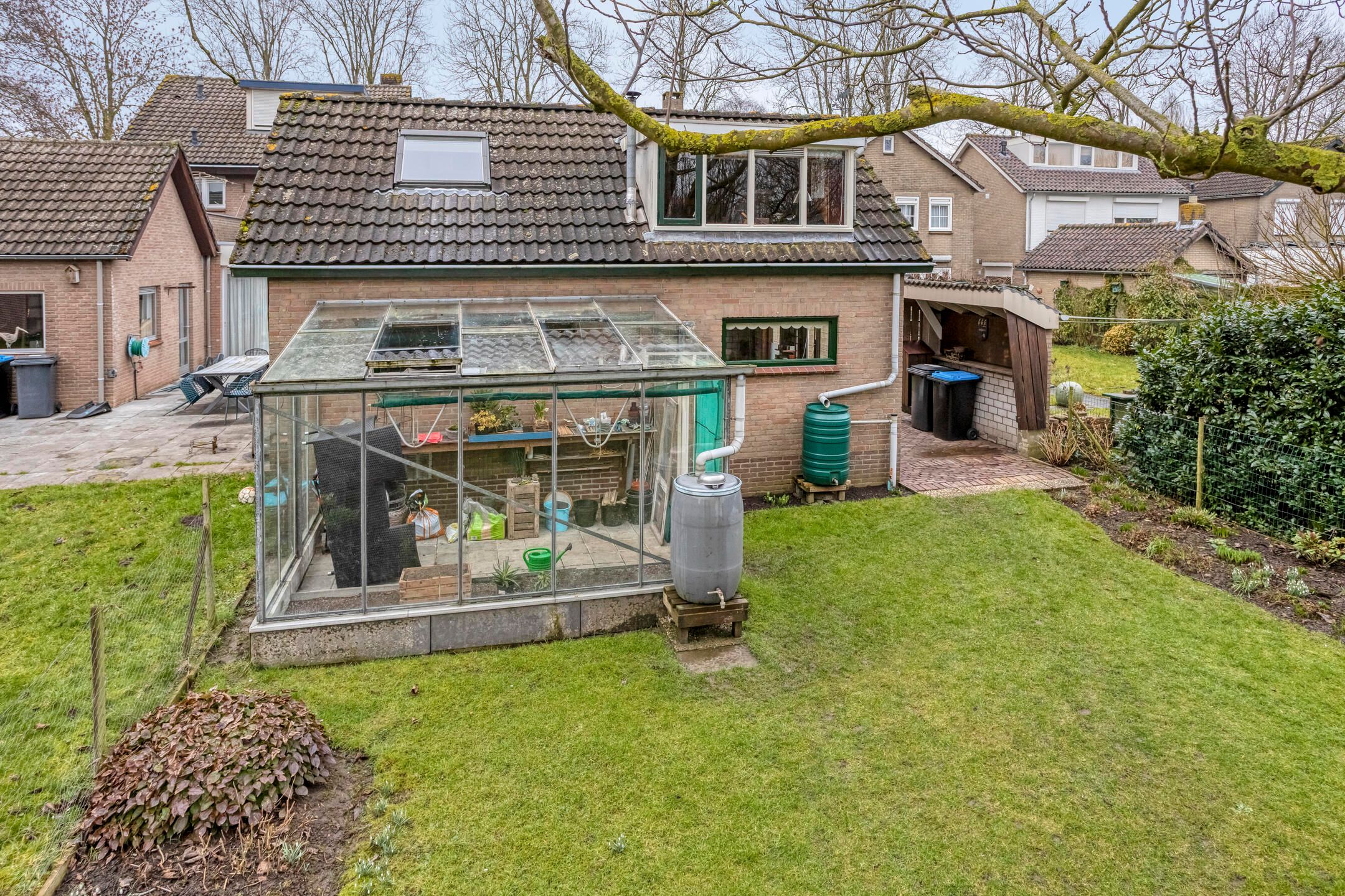 Photo 48 of Amalia van Solmsstraat 51