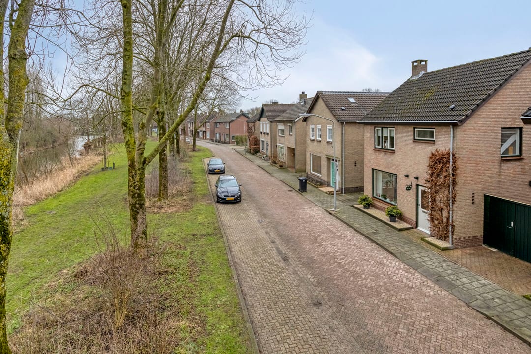 Photo 53 of Amalia van Solmsstraat 51