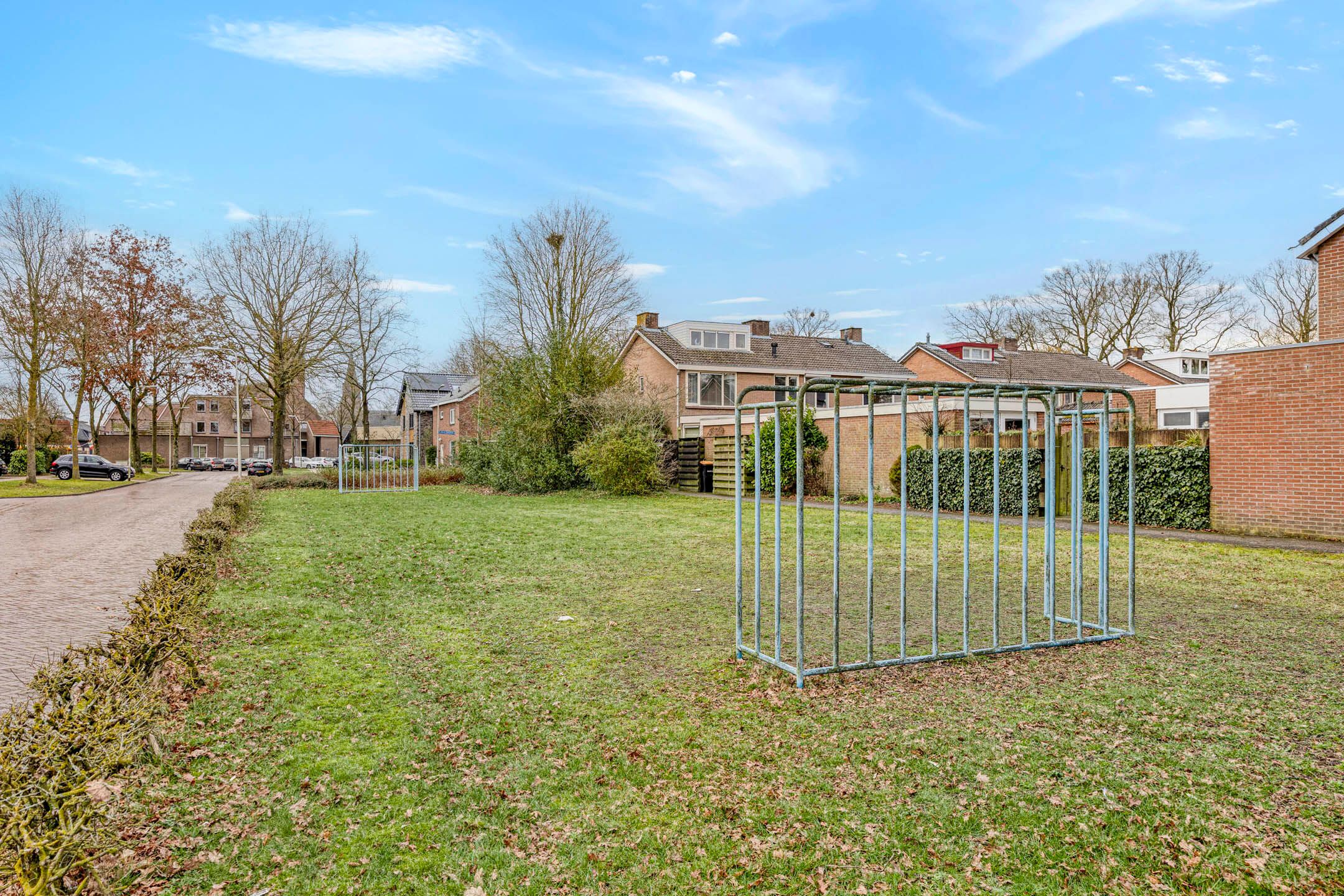 Foto 27 van van Laarstraat 8