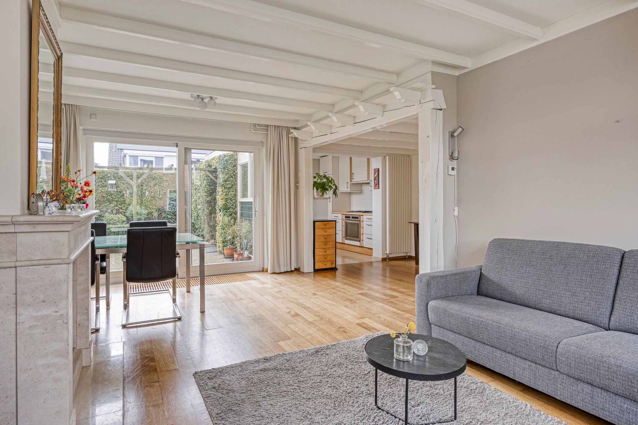 Foto 6 van van Laarstraat 8