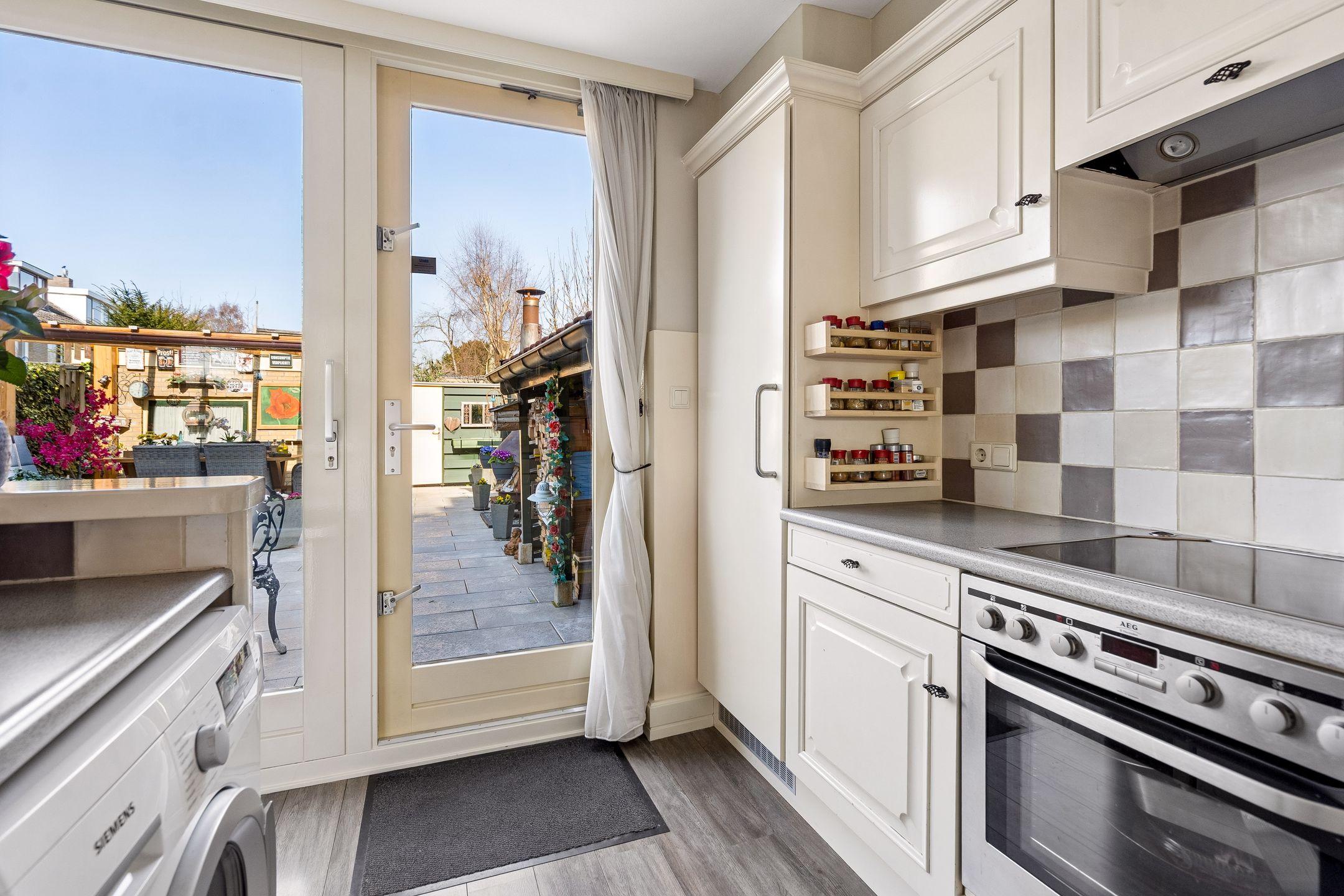 Foto 21 van Van Heemskerklaan 15