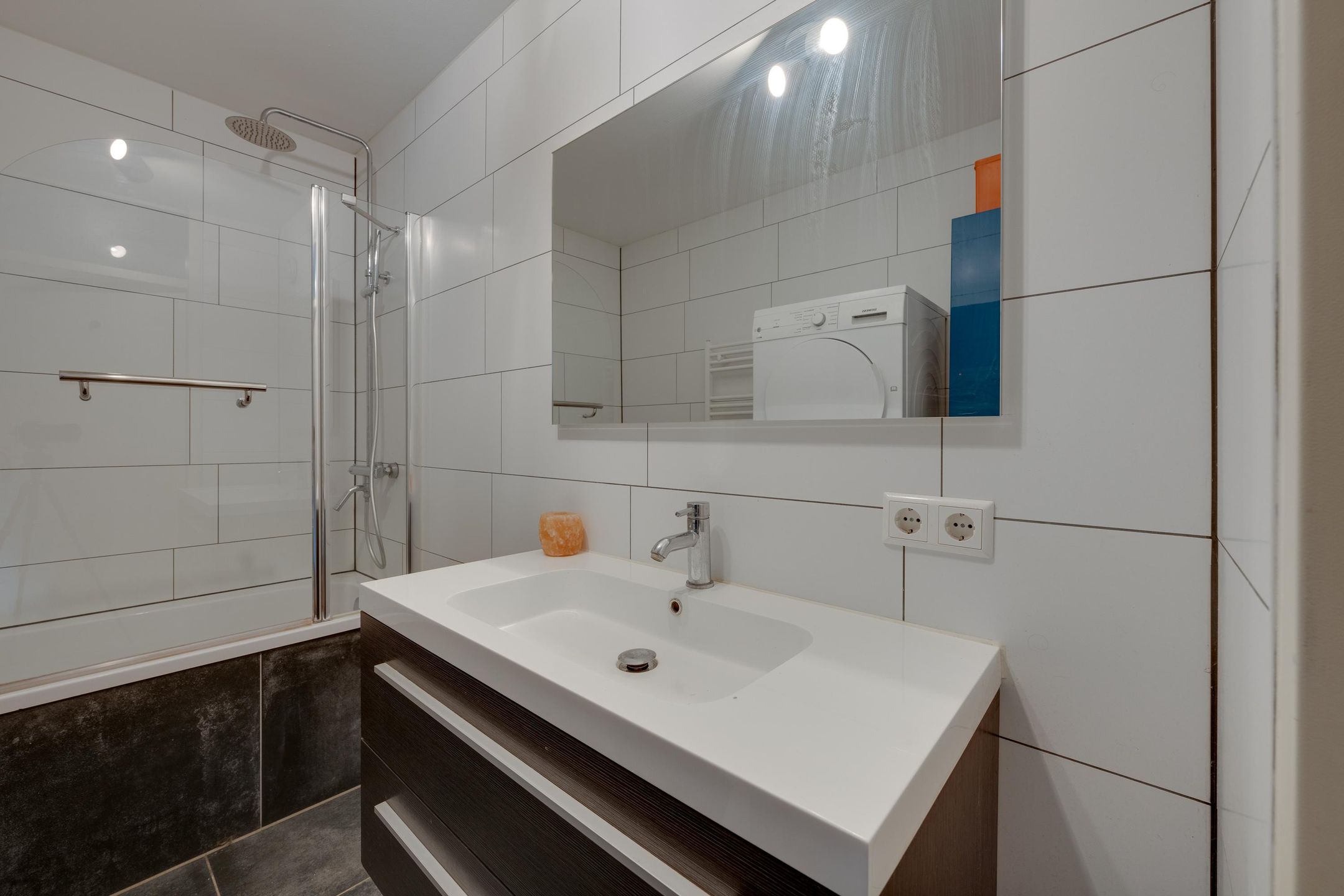 Photo 30 of Rozenstraat 25