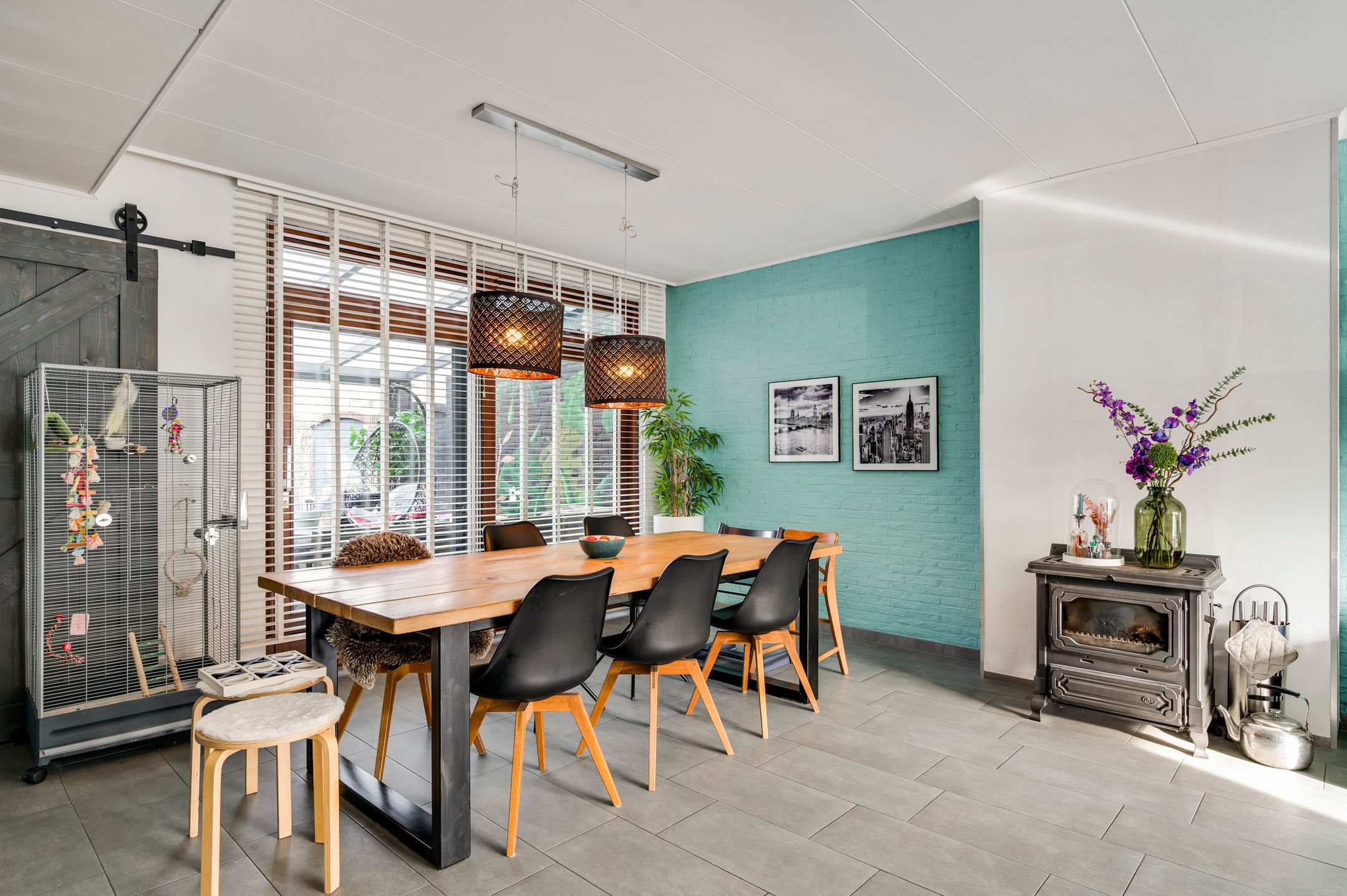 Photo 12 of Genkstraat 3