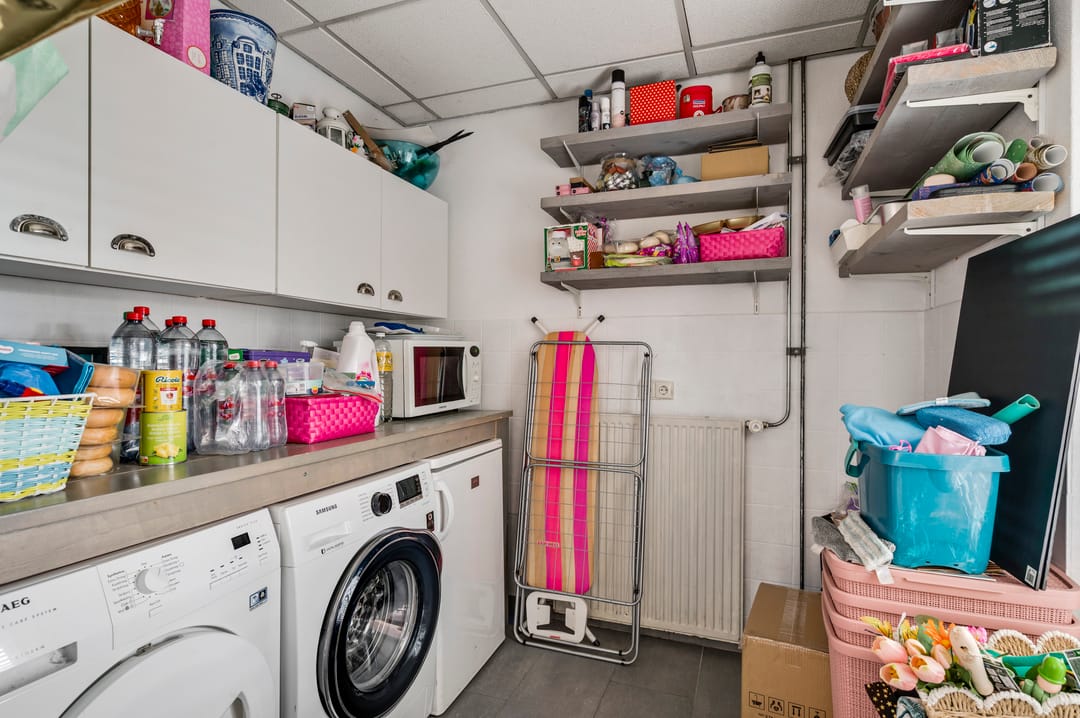 Photo 17 of Genkstraat 3