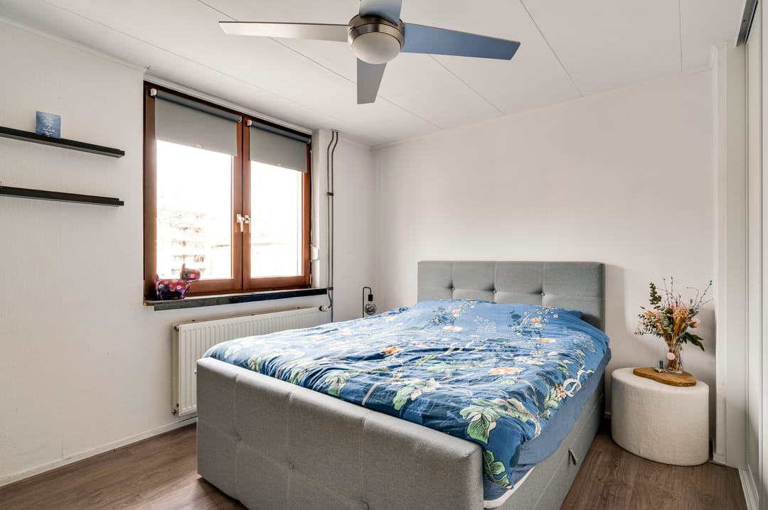 Photo 22 of Genkstraat 3