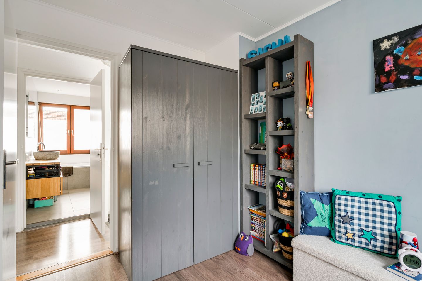 Photo 29 of Genkstraat 3