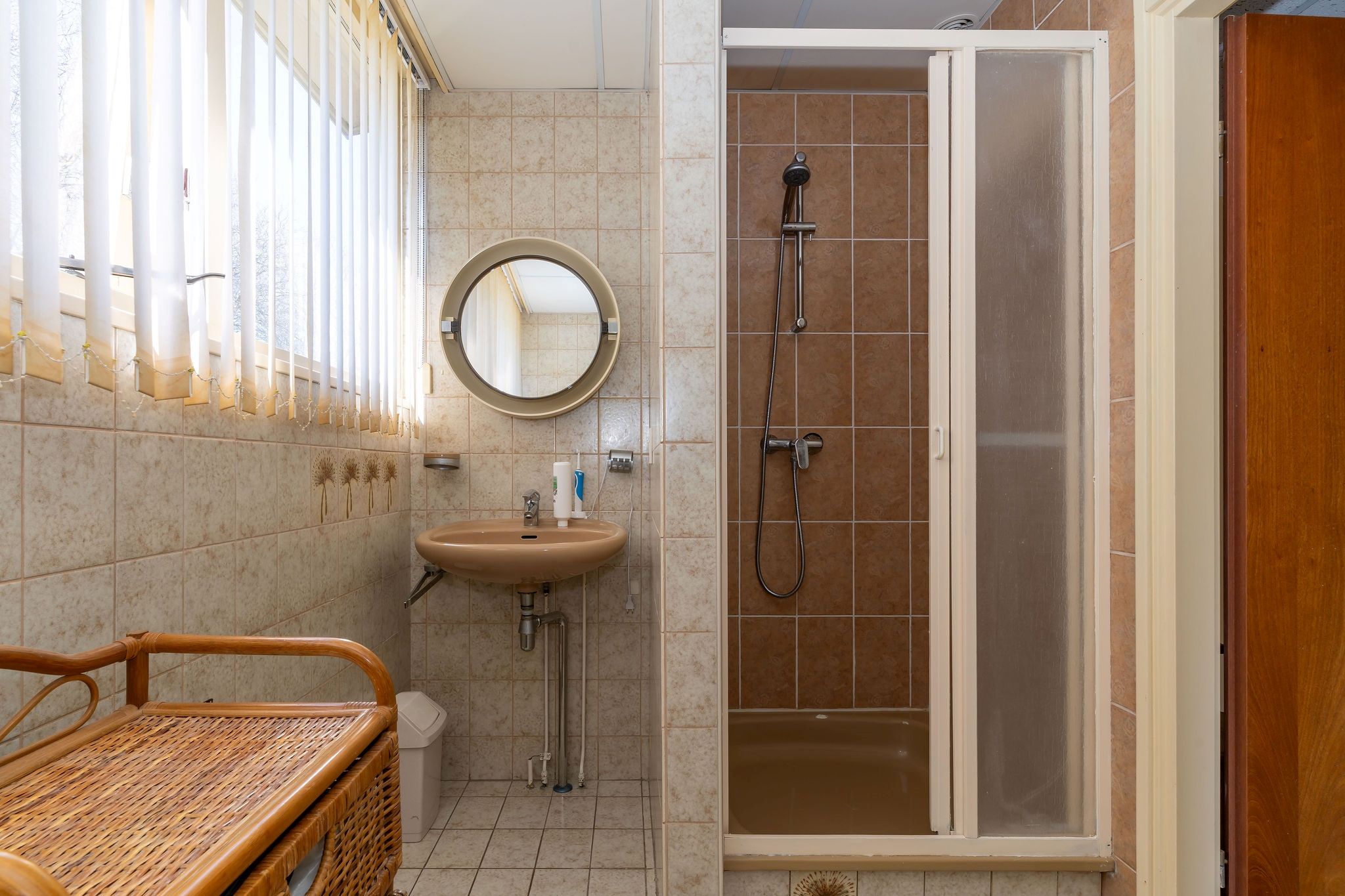 Photo 24 of Convent 10