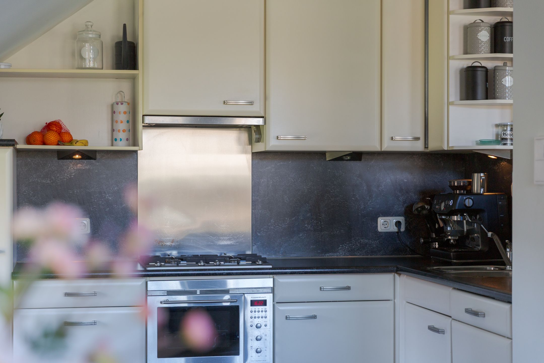 Foto 15 van Markeweg 129