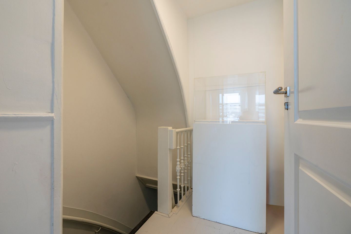 Photo 34 of Buys Ballotstraat 5