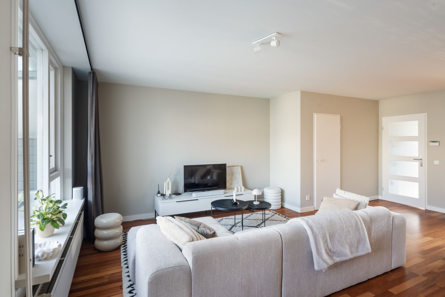 Foto 10 van Wolfswaard 82