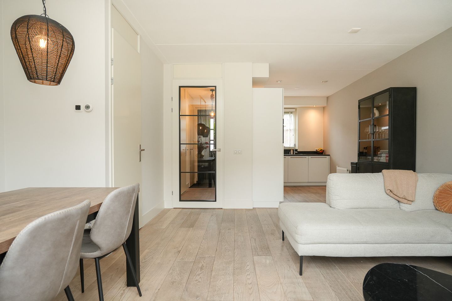 Photo 5 of Meester N J van Riemsdijkstraat 8