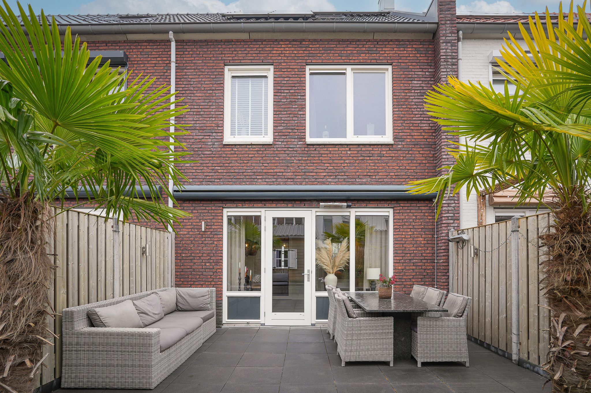 Photo 24 of Meester N J van Riemsdijkstraat 8