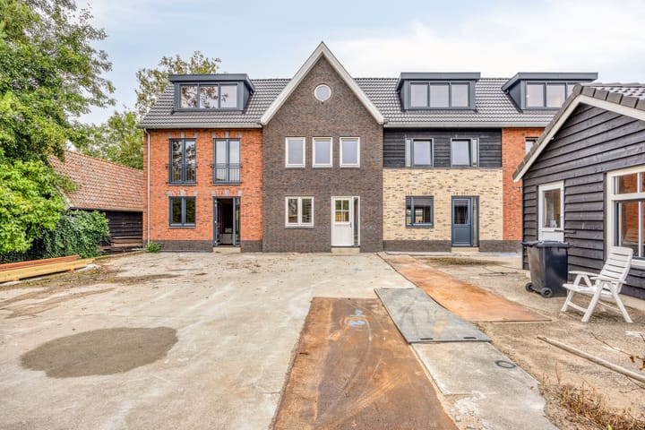 Foto 2 van Dorpsstraat 3-D