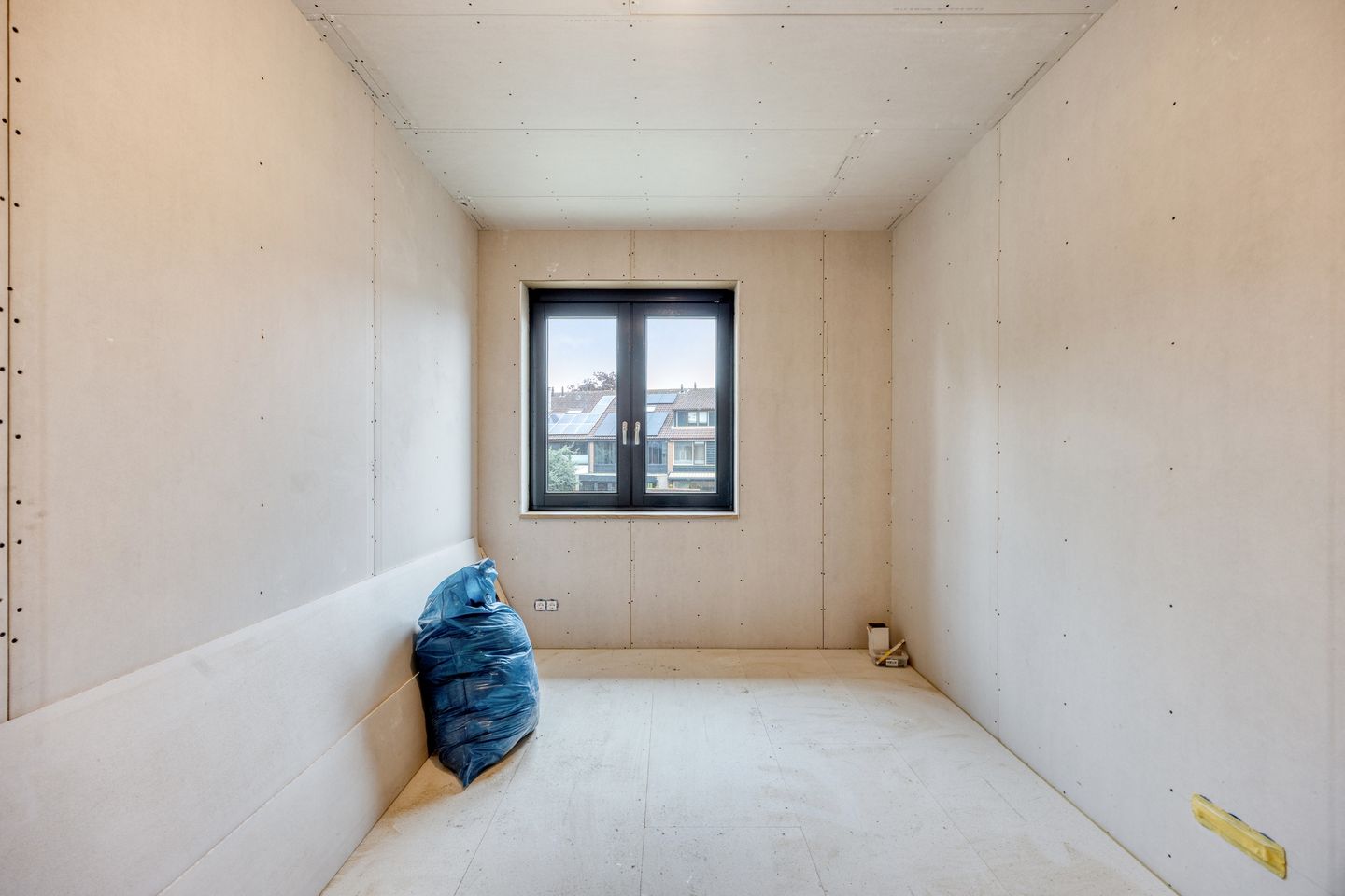 Newly built corner home with five bedrooms in picturesque Wijngaarden — 23