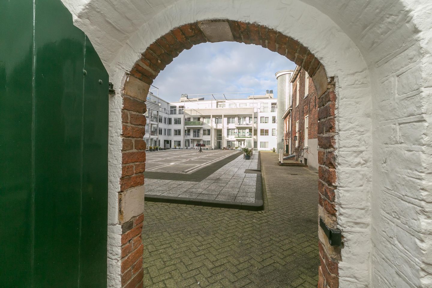 Foto 10 van Rodeweeshuisstraat 113