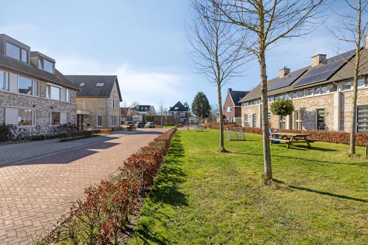 Photo 3 of Burgemeester van Agtstraat 5