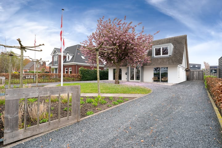 Vrijstaande woning te koop: Herenweg 198, Alkmaar