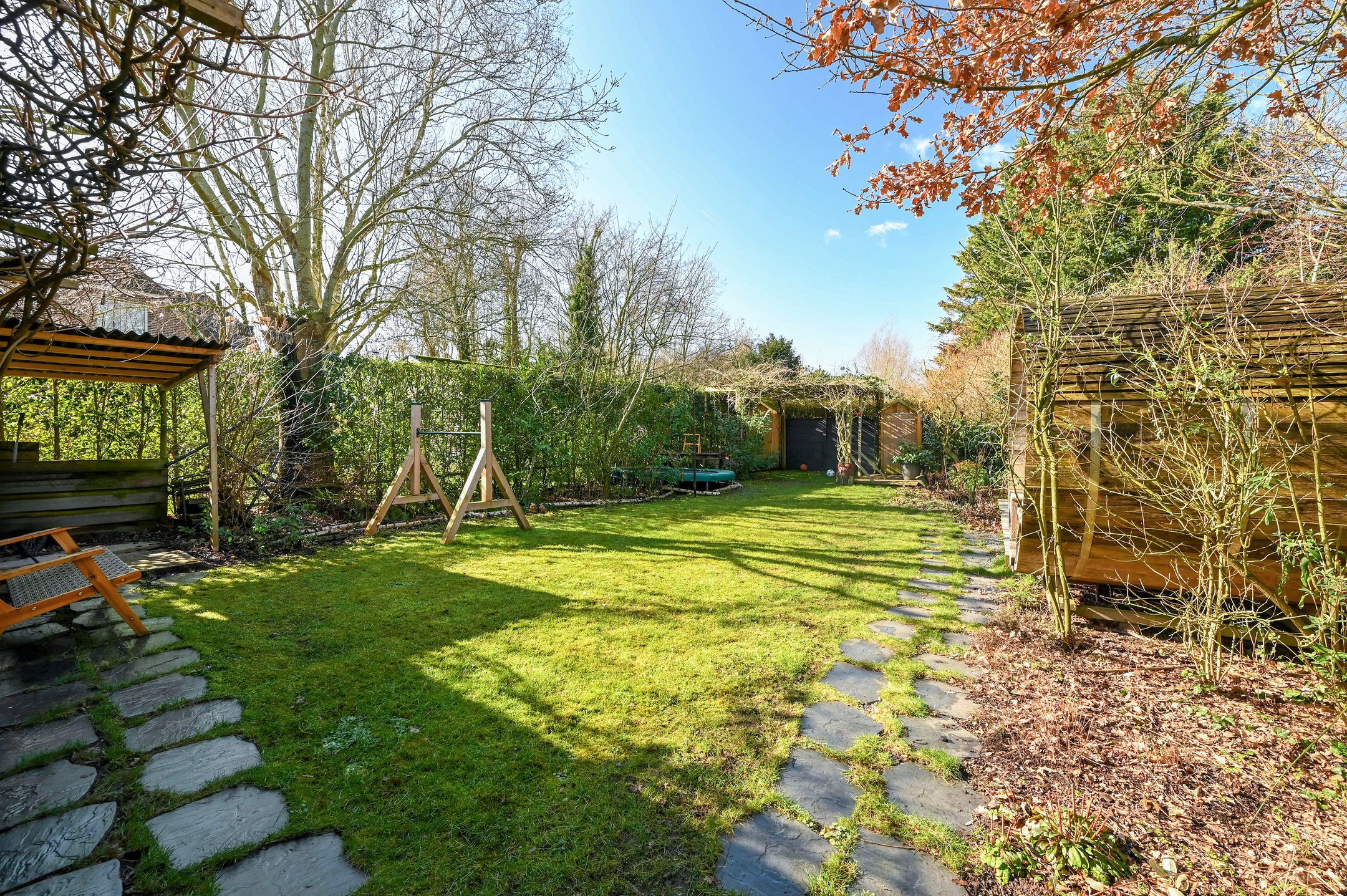 Photo 30 of Donkereind 10