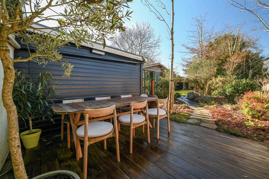 Photo 37 of Donkereind 10