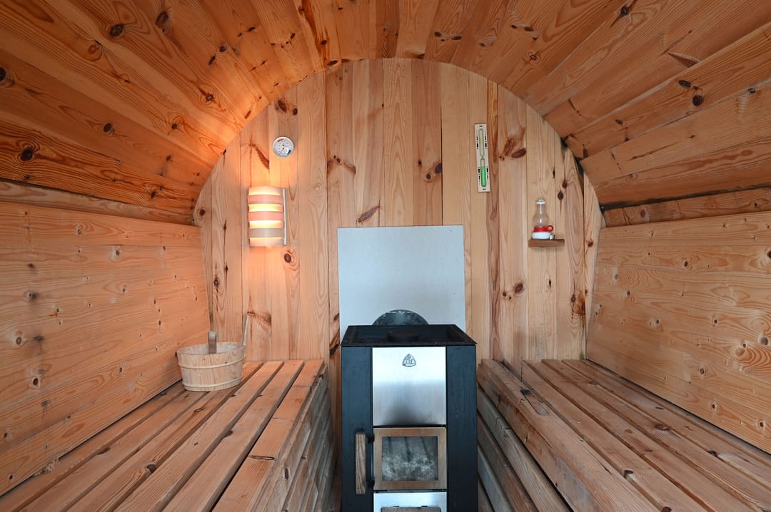 Photo 32 of Donkereind 10