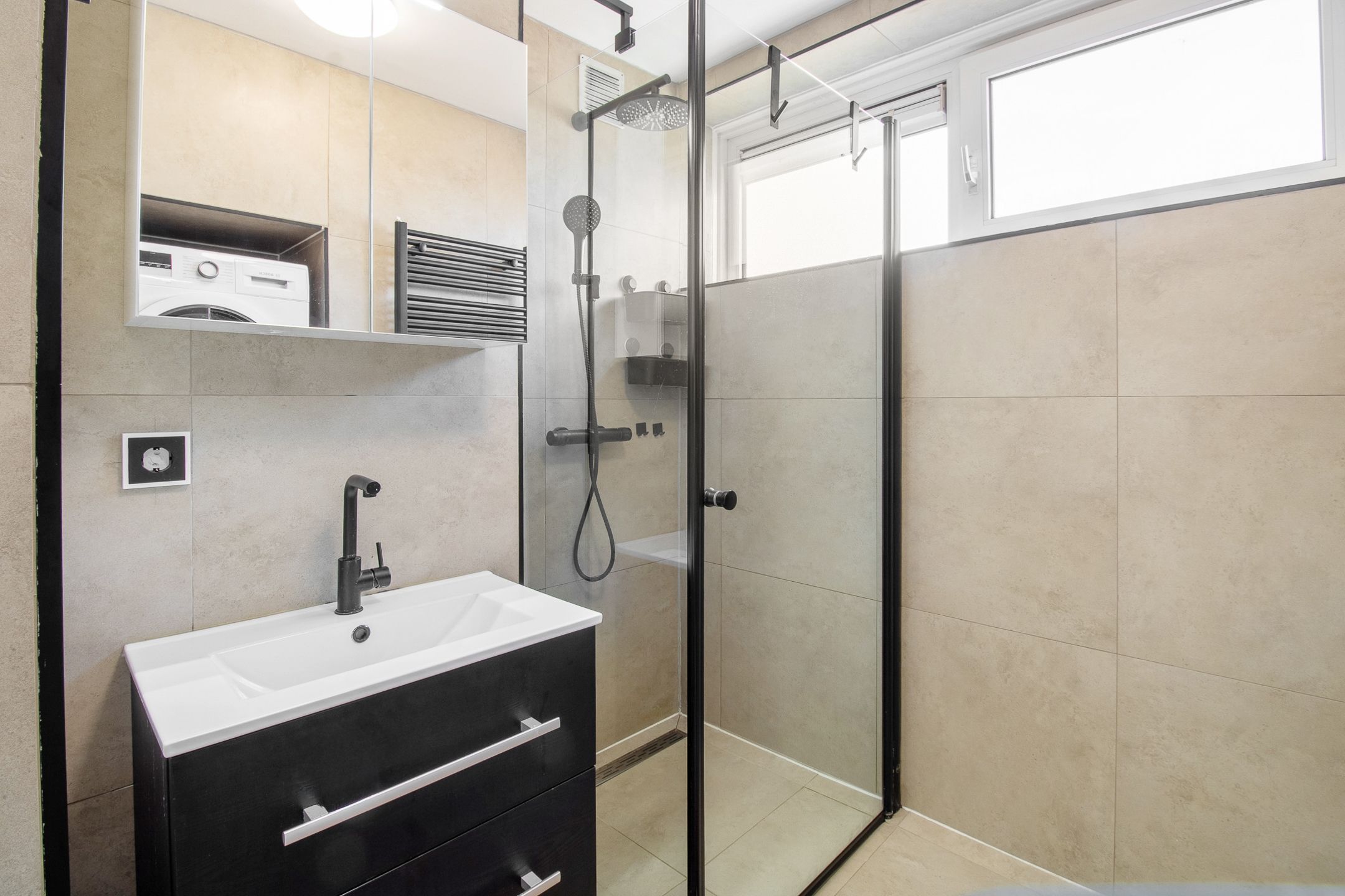 Foto 24 van Willem Landréplein 65