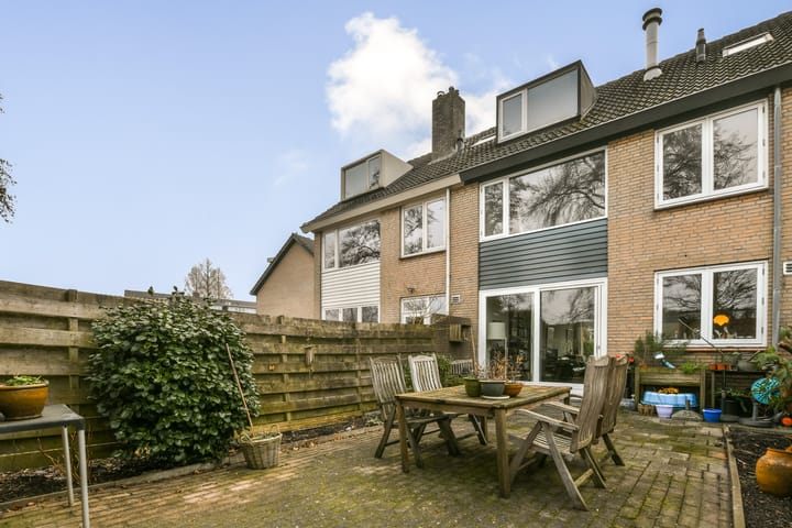 Tussenwoning te koop: Dodaarslaan 124, Vinkeveen