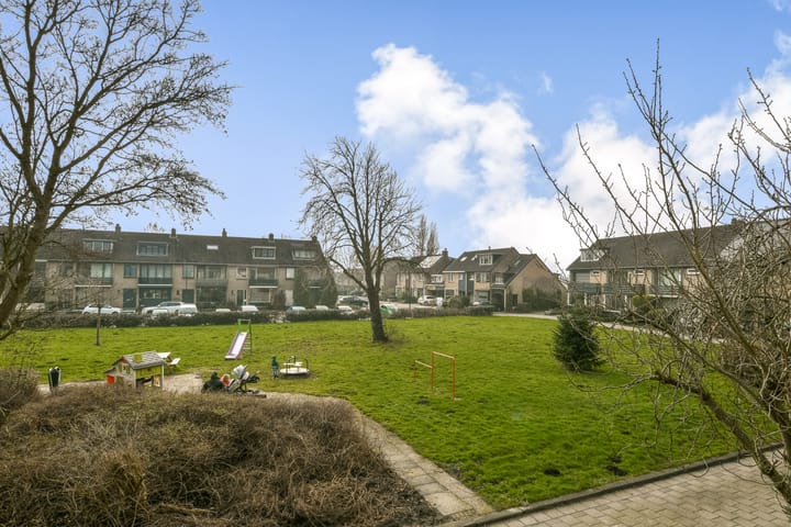 Tussenwoning te koop: Dodaarslaan 124, Vinkeveen