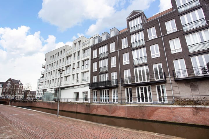 Foto 2 van Dr. R. van Lutterveltstraat 44
