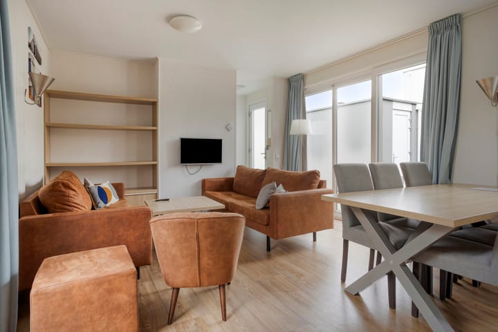 Photo 2 of Nieuwesluisweg 1-A1504