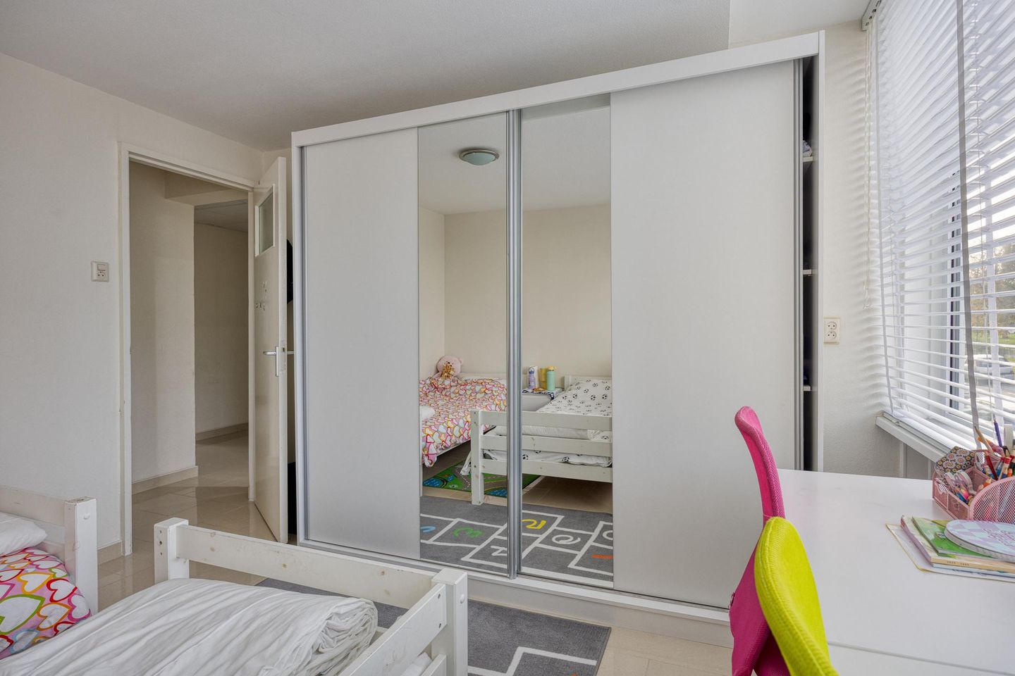 Foto 14 van Hoogenwaardstraat 74-A