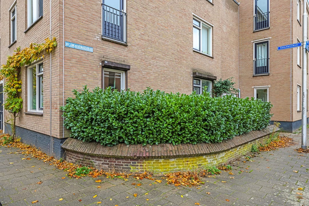 Photo 23 of Semmelinkstraat 2