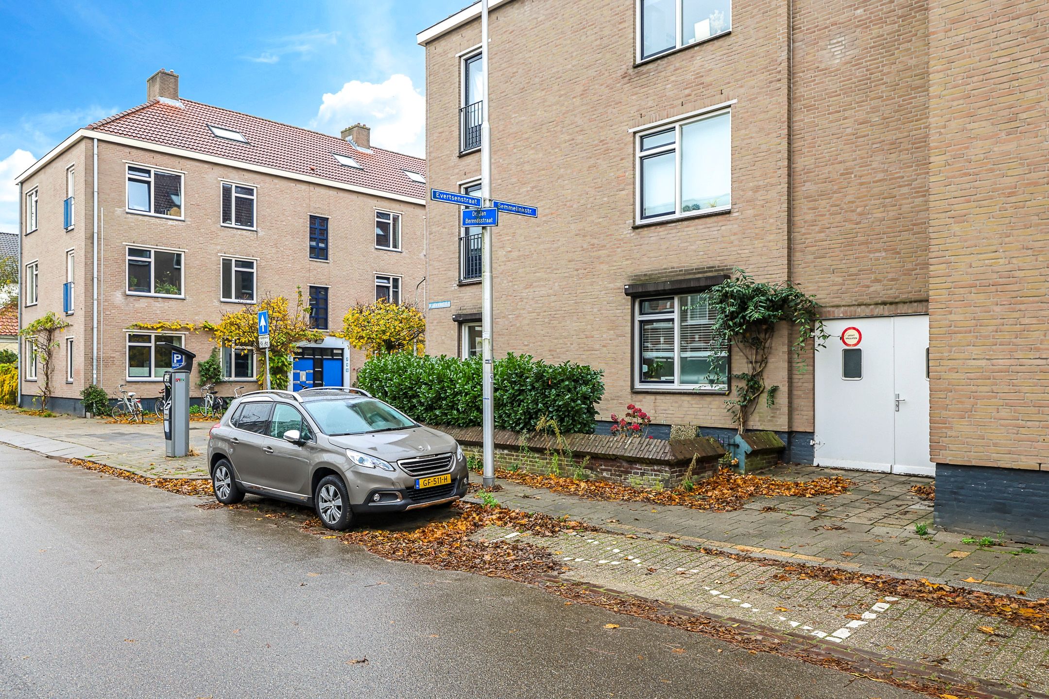 Photo 24 of Semmelinkstraat 2