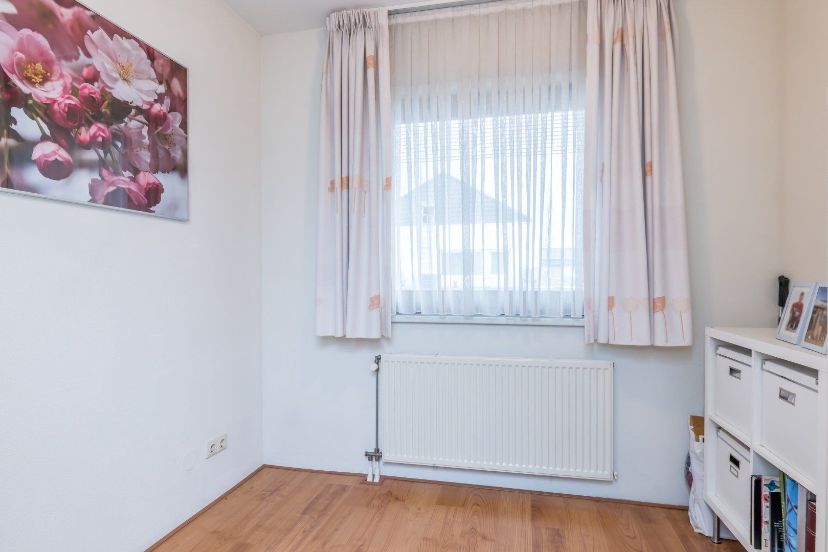 Spacious Apartment with Loggia and Private Parking in Munstergeleen Center — 23