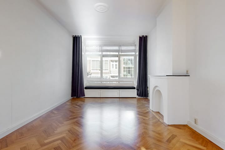 Photo 2 of Cornelis Houtmanstraat 57