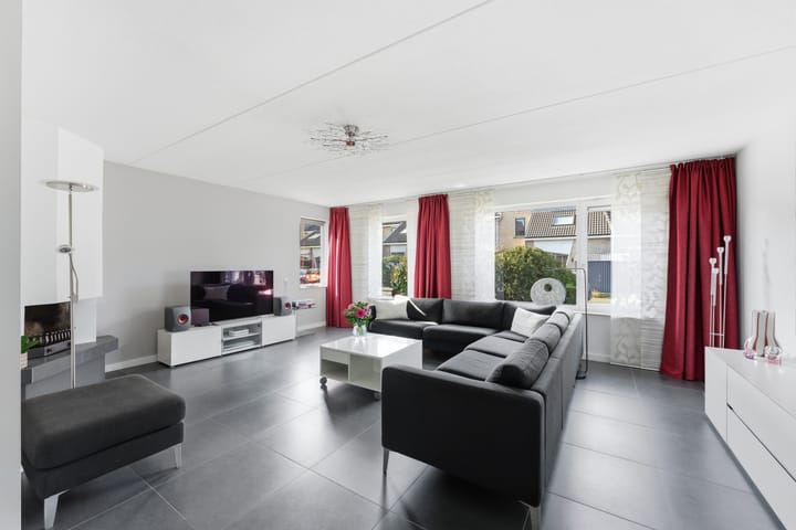 Foto 3 van Ridderspoorhof 11