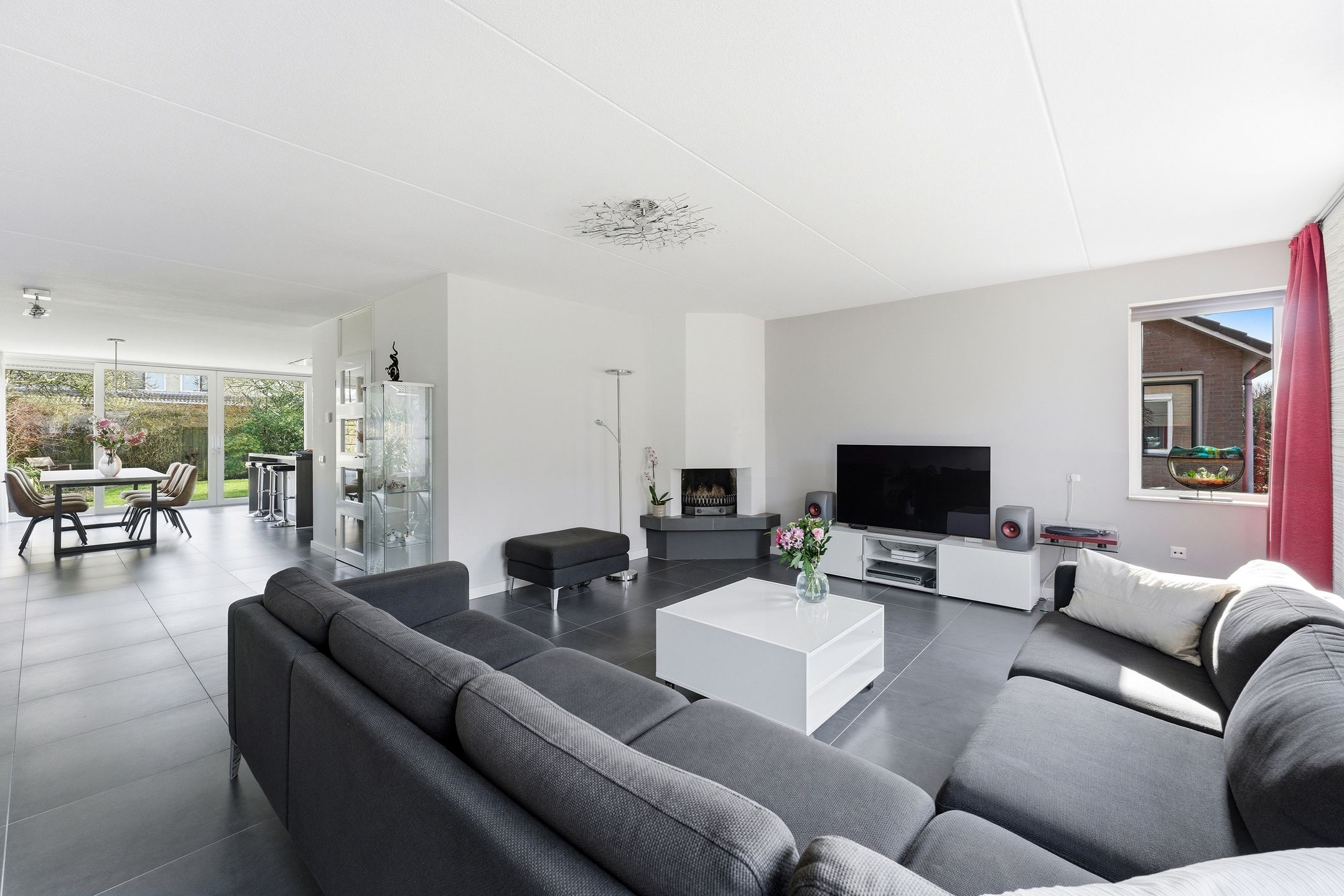 Foto 6 van Ridderspoorhof 11