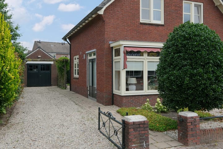 Photo 3 of Worker Landen 16-A