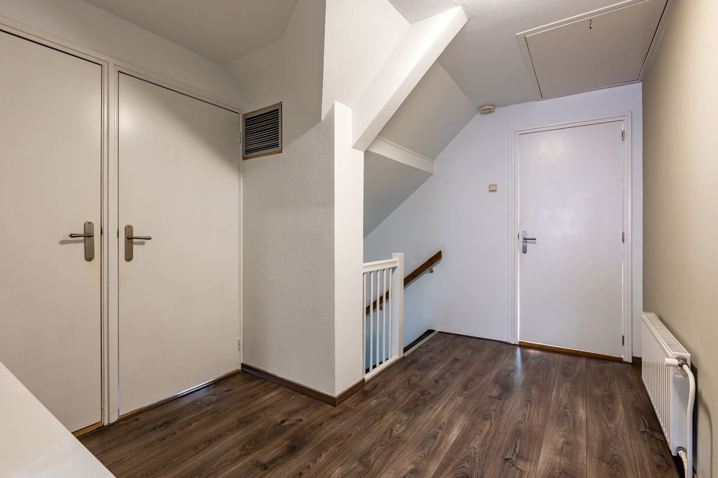 Photo 35 of Burgemeester van Loonstraat 18