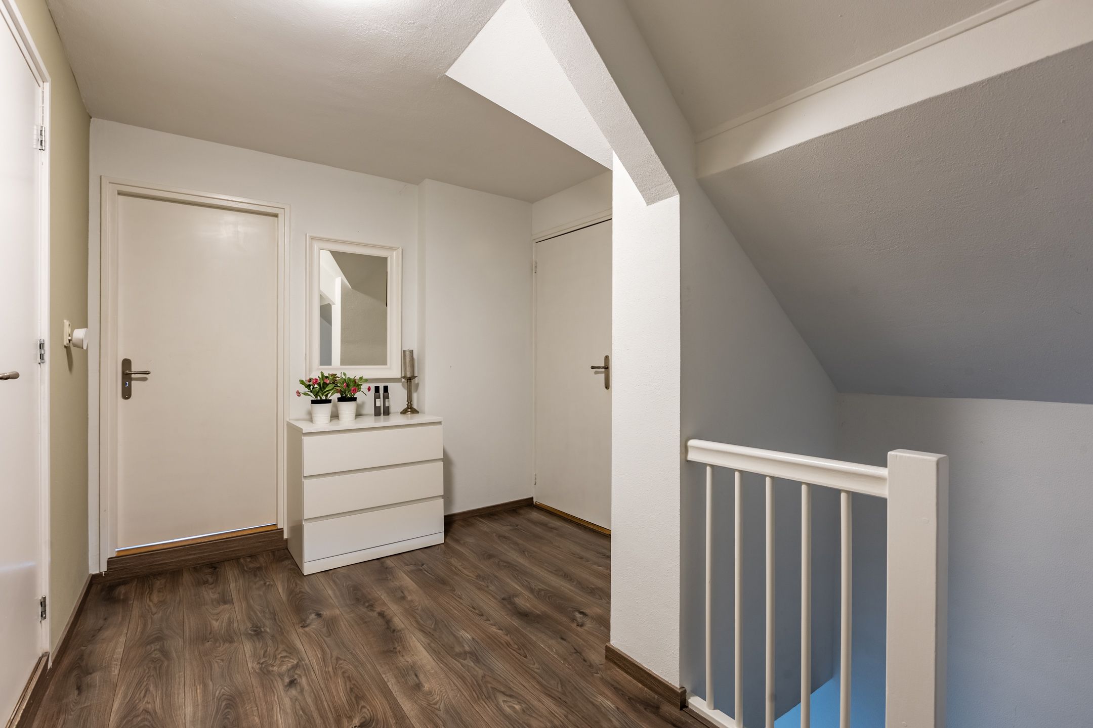 Photo 36 of Burgemeester van Loonstraat 18