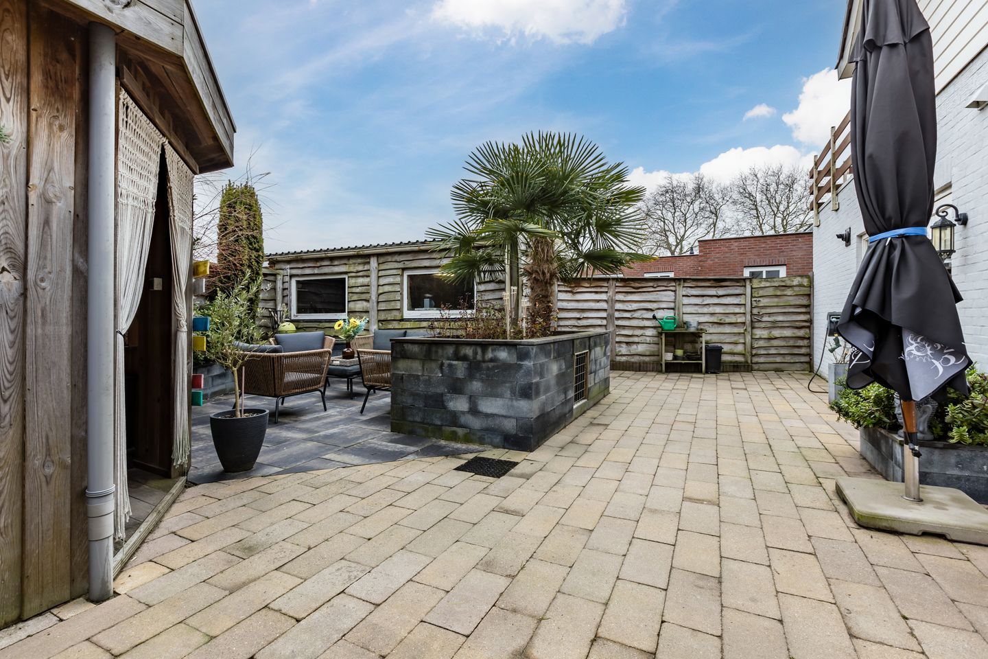 Photo 64 of Burgemeester van Loonstraat 18