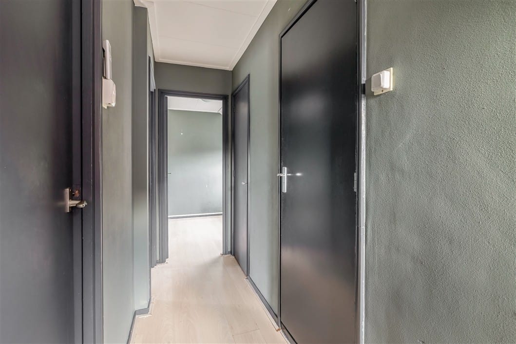 Foto 21 van Burgemeester Venemastraat 24