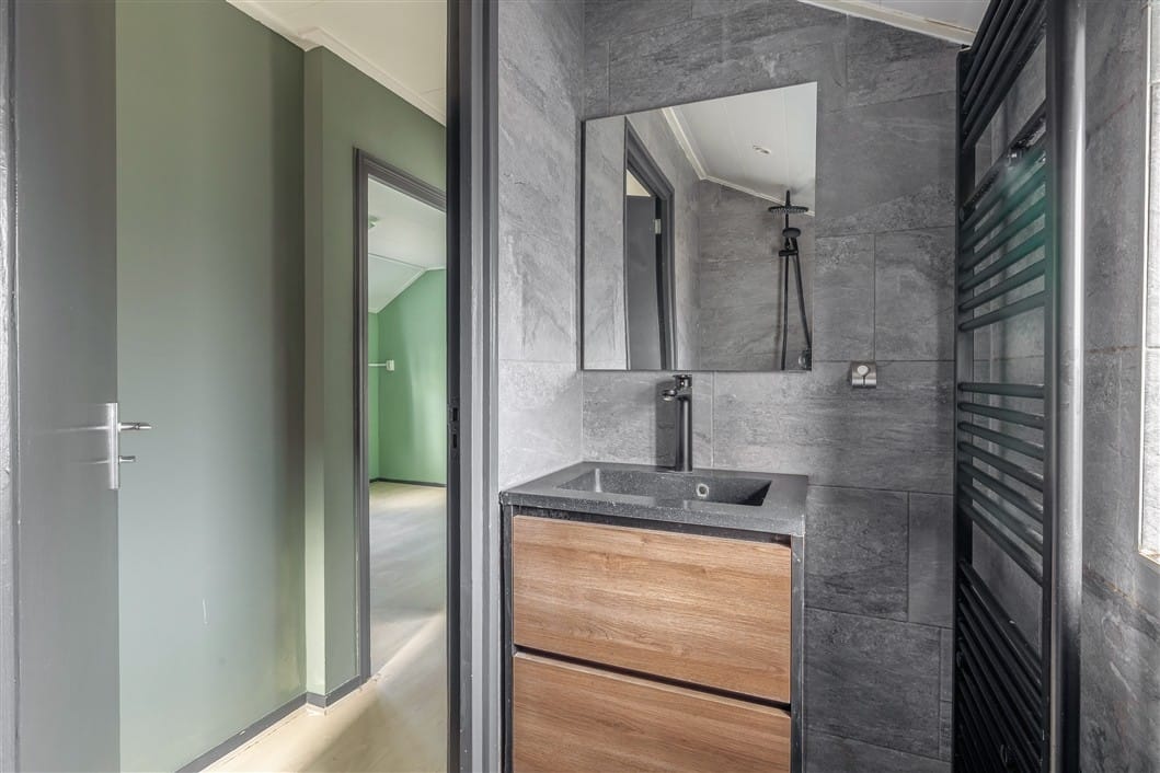 Foto 23 van Burgemeester Venemastraat 24