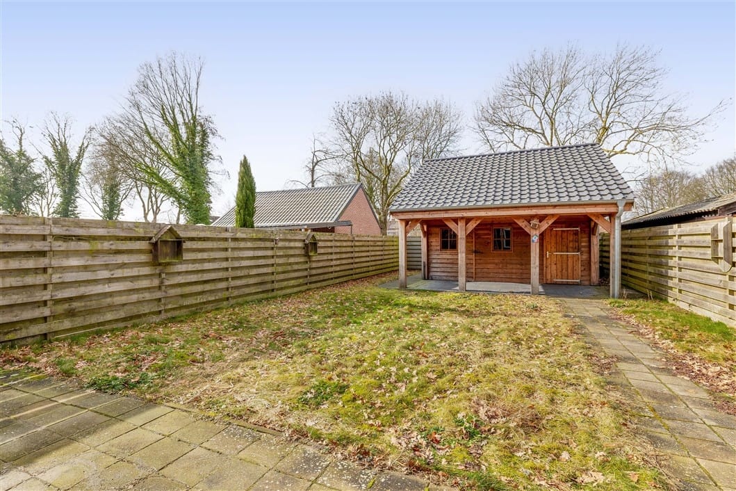 Foto 28 van Burgemeester Venemastraat 24