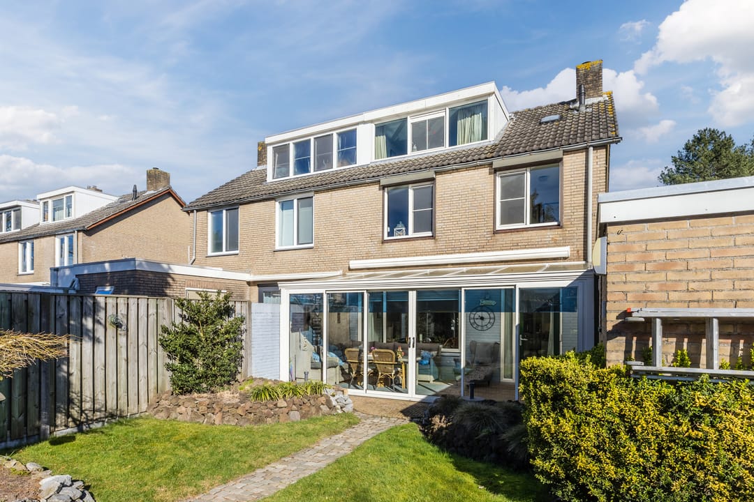 Photo 11 of Monseigneur Nolensstraat 53