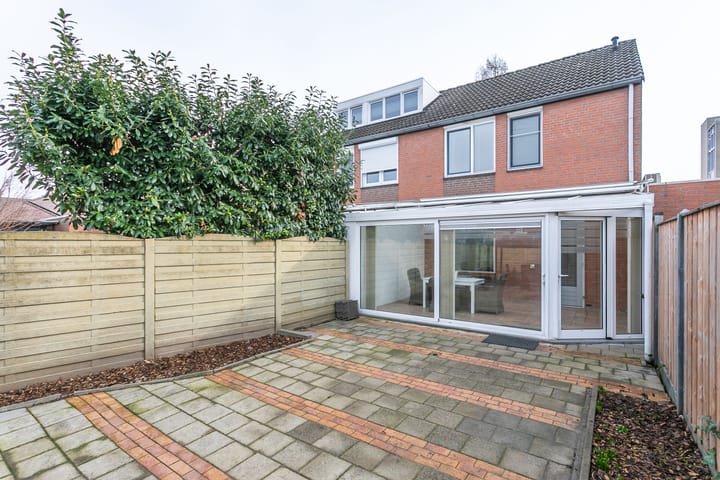 Foto 2 van Pastoor Moonenhof 8