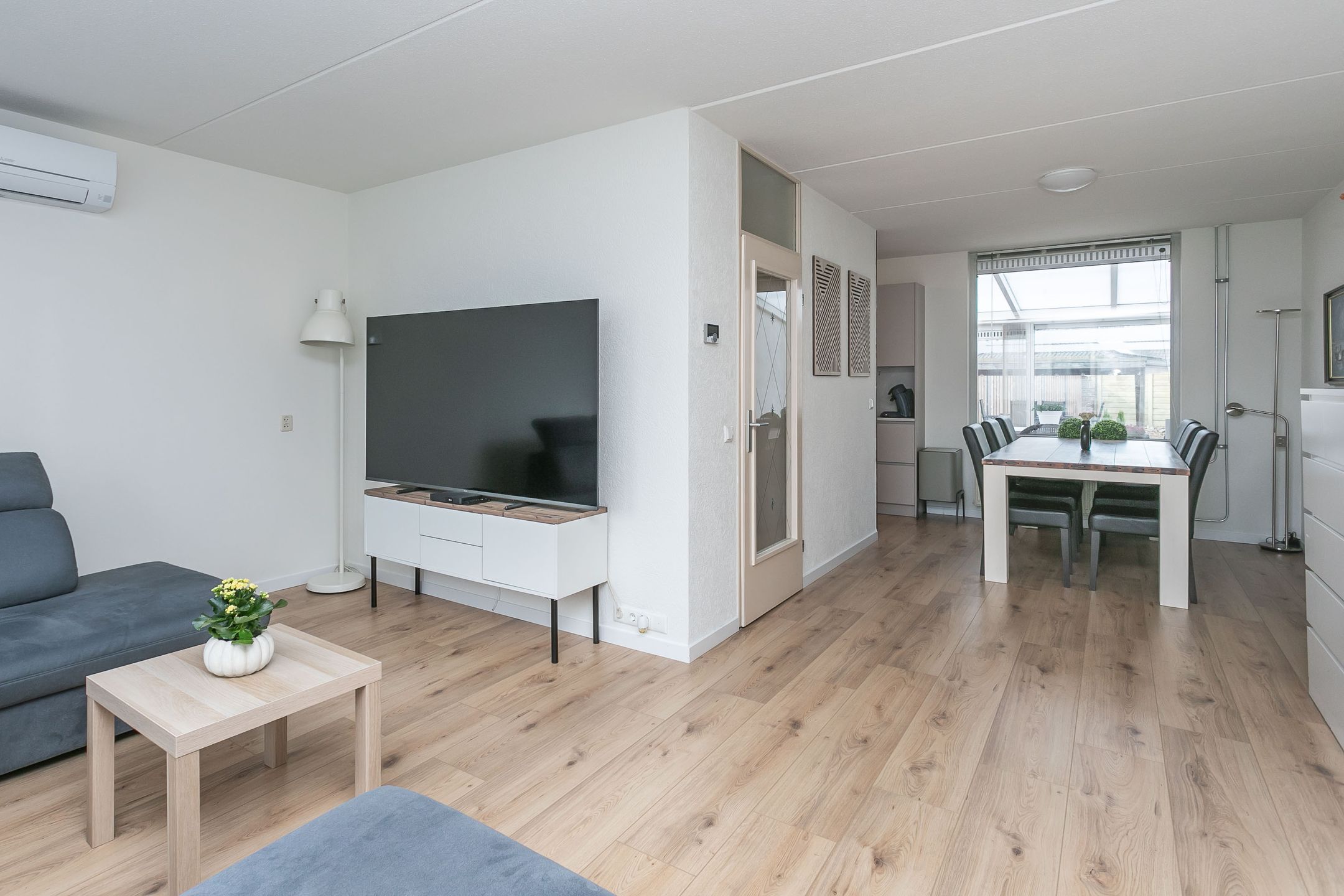 Foto 9 van Pastoor Moonenhof 8