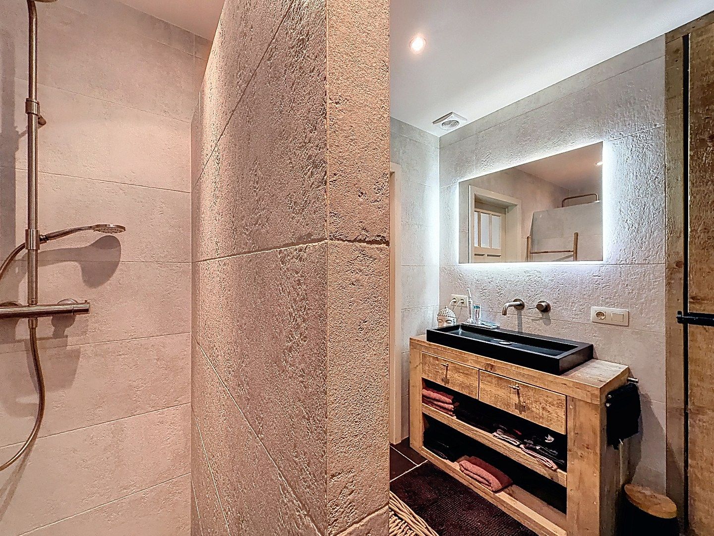 Photo 24 of Nieuwstraat 8