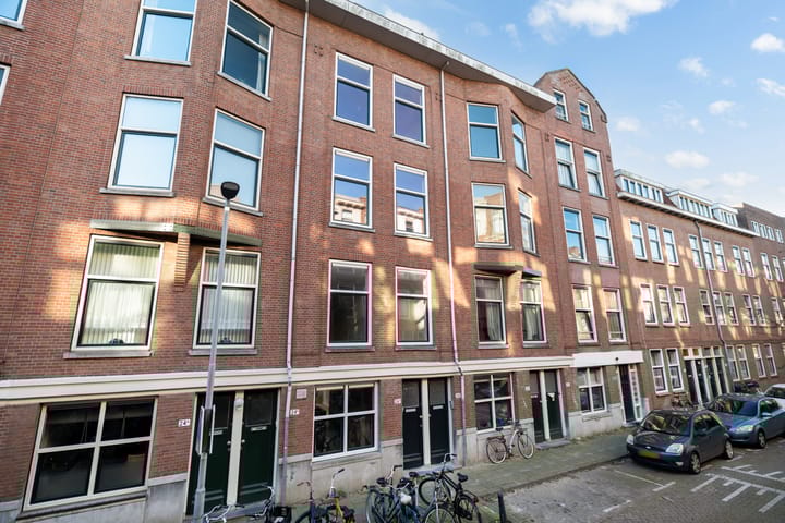 Photo 4 of Hugo Molenaarstraat 26-A