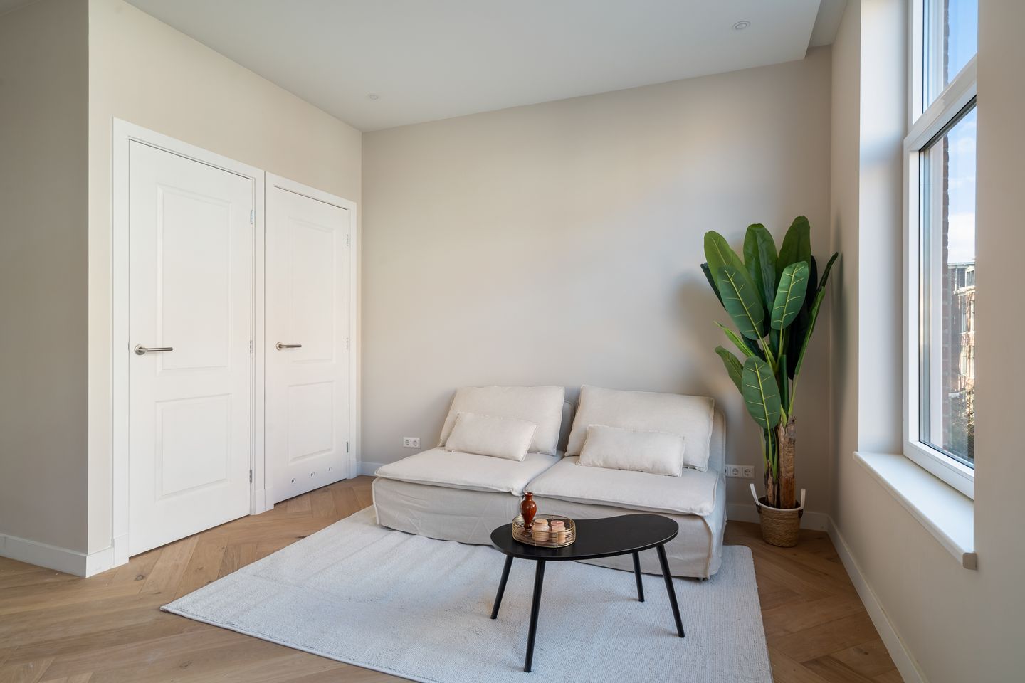 Light and Luxurious Renovated 3-Room Apartment in Popular Nieuwe Westen — 12